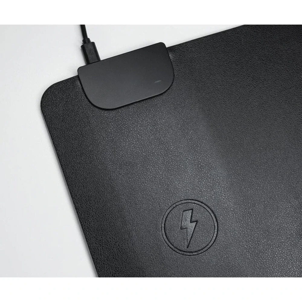 TaskPadBuilt-In Wireless Charger‎ | water-resistant desk mat